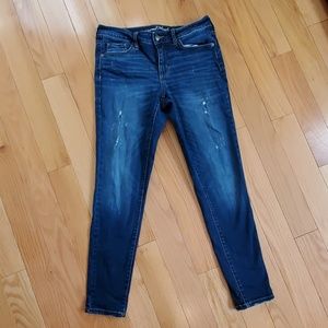 Distressed, skinny Universal Thread Jeans